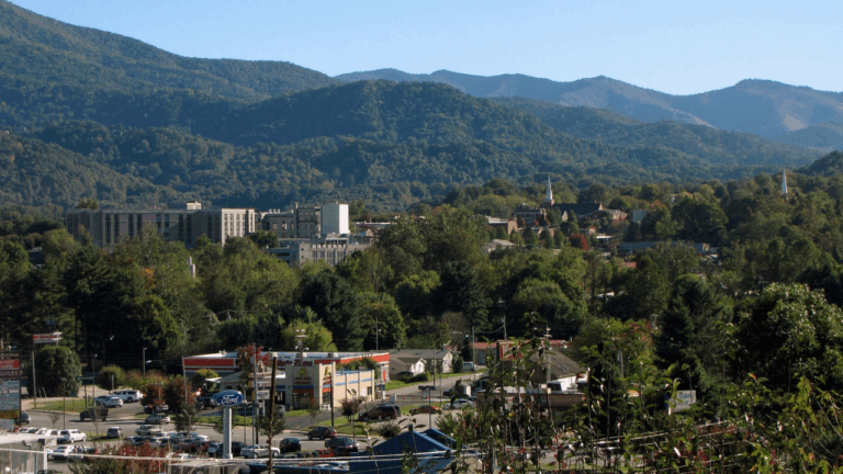 BlueRock Behavioral Health serves families and teens from Waynesville, NC